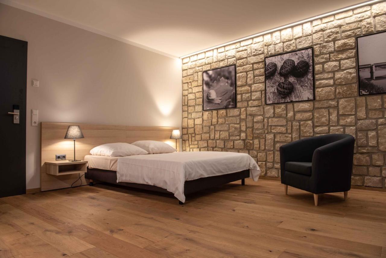 Wein Erlebnis Hotel Maimuehle 페를 외부 사진